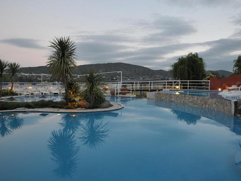 Lake Buenavista Apart Hotel & Suites Villa Carlos Paz Esterno foto